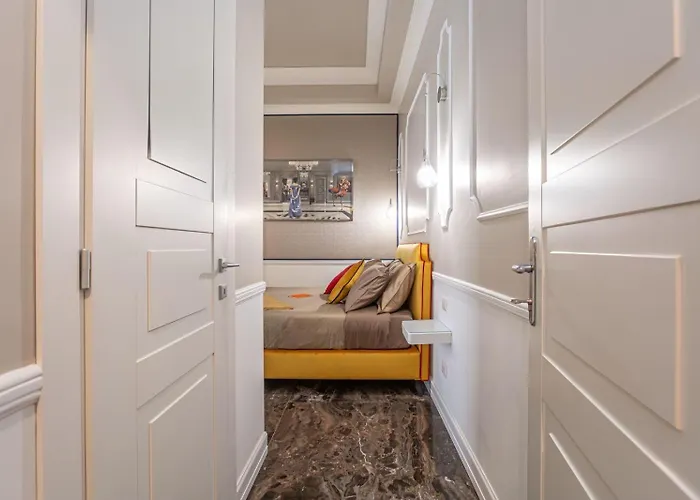 Luxury Over Time Apartment Rome